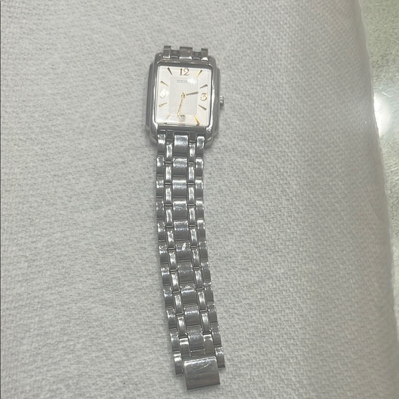 Seiko Accessories - VTG Bulova Silver Women's Watch